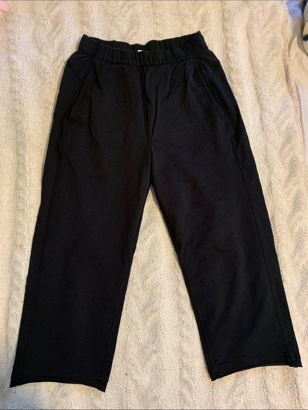 lululemon athletica Black Cropped Jogger Pants